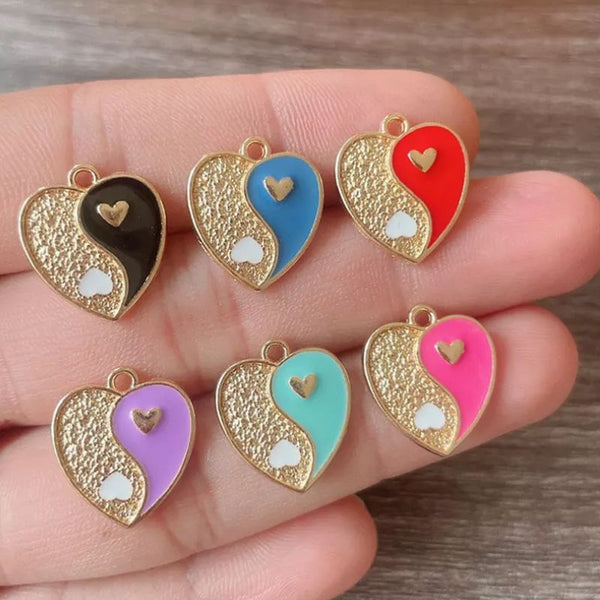 10 Dije Esmaltado Corazon Dorado Ching Chang