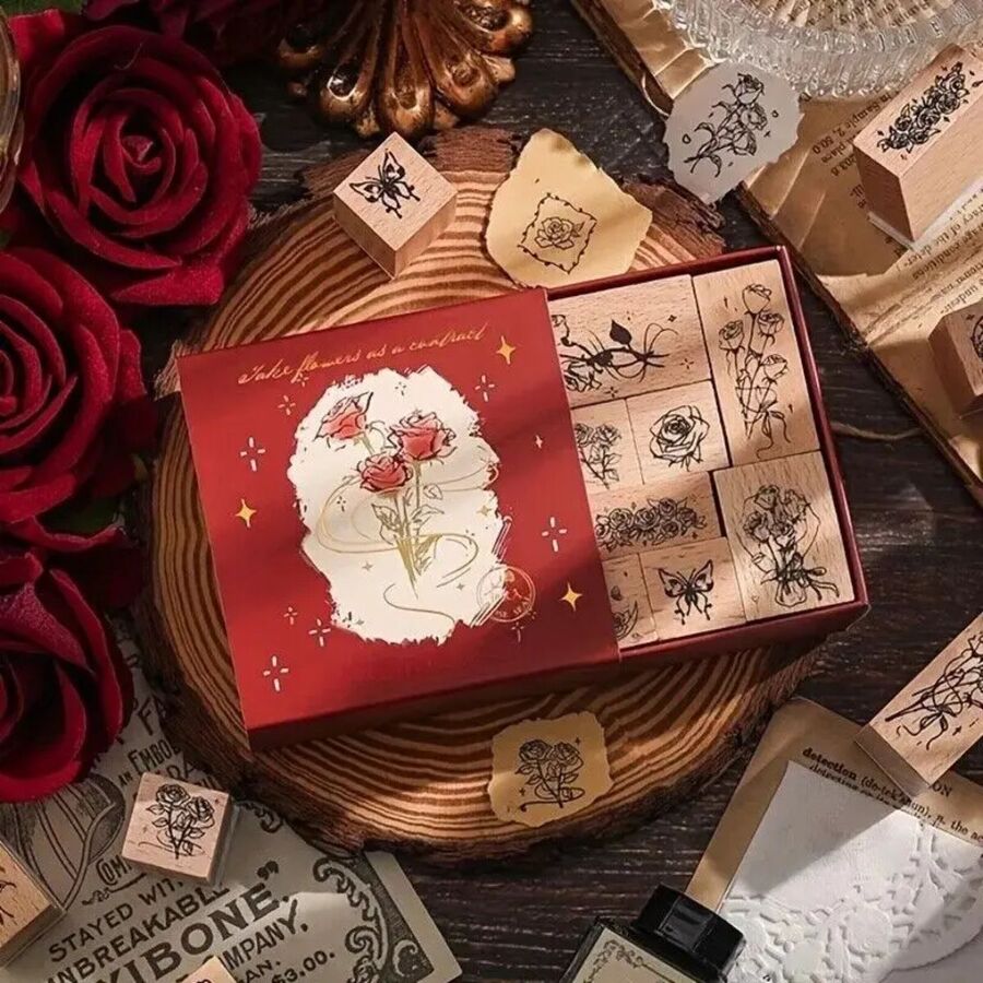 Caja sellos flores en base de madera