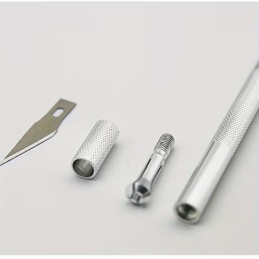 Cutter con repuestos incluidos