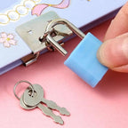 Diario intimo con llave y lapicera