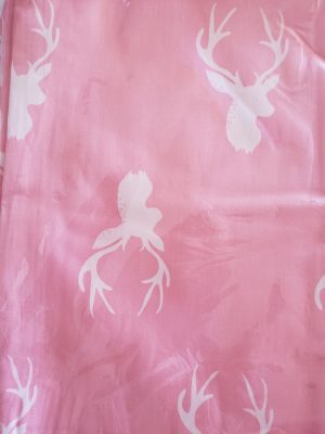 Tela 100%algodón Tamaño 50x40cm Modelo Reno Fondo Rosa