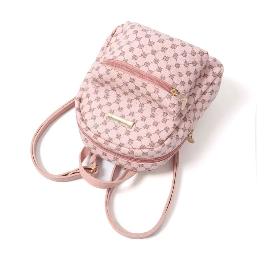 MOCHILA CHICA CON ACCESORIO Y CORREA