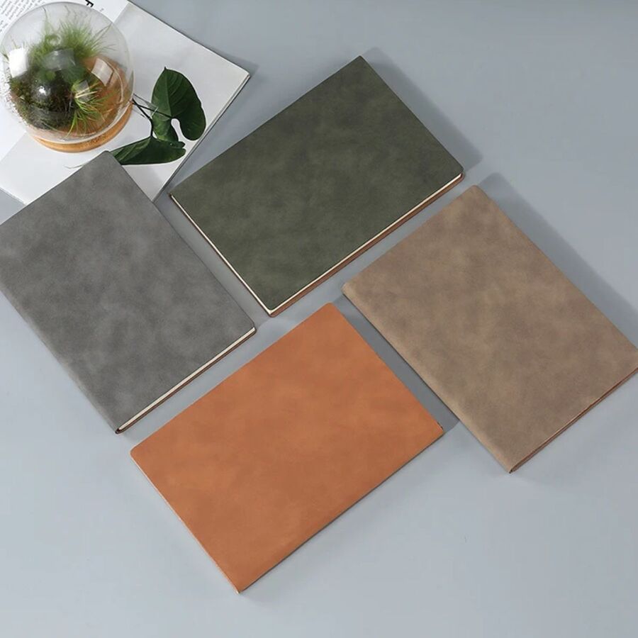 Cuaderno pu tapa semi blanda hojas lisas A5