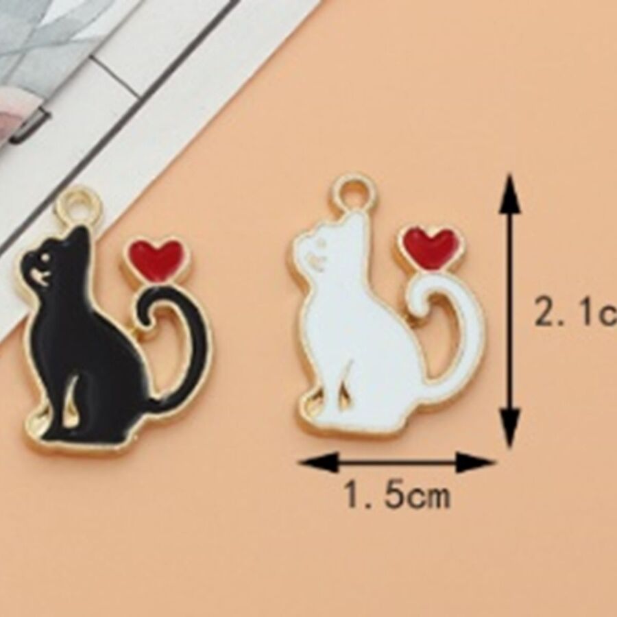 10 Dije esmaltado gato