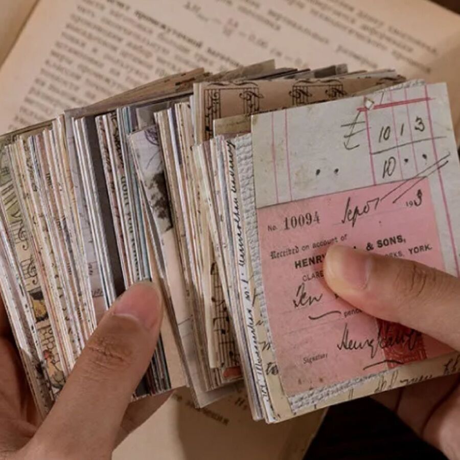 Caja 100 papeles 8*8