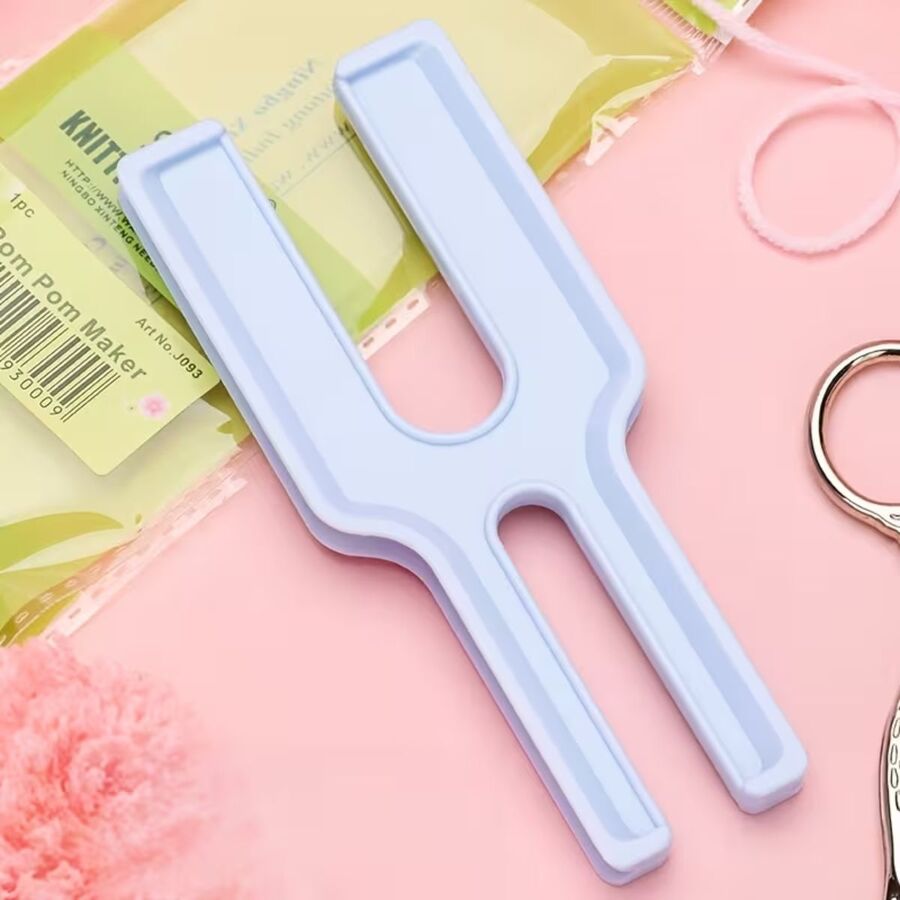Herramienta Simple Para Hacer Pompones