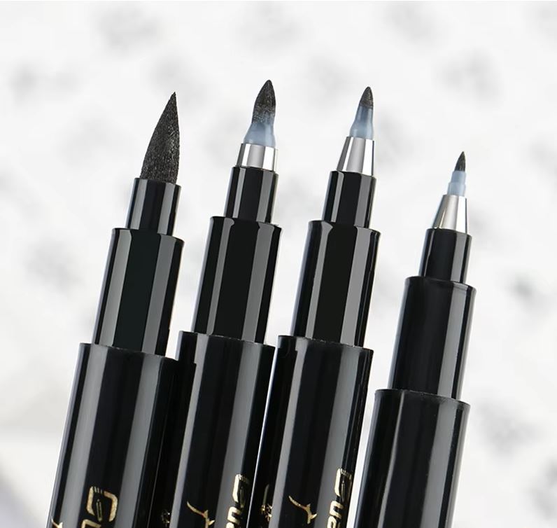 Set marcadores negros para lettering caligrafia