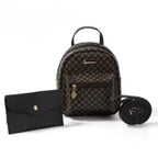 MOCHILA CHICA CON ACCESORIO Y CORREA
