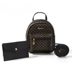 MOCHILA CHICA CON ACCESORIO Y CORREA