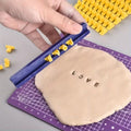 Herramienta texturizador letras para masas fondant